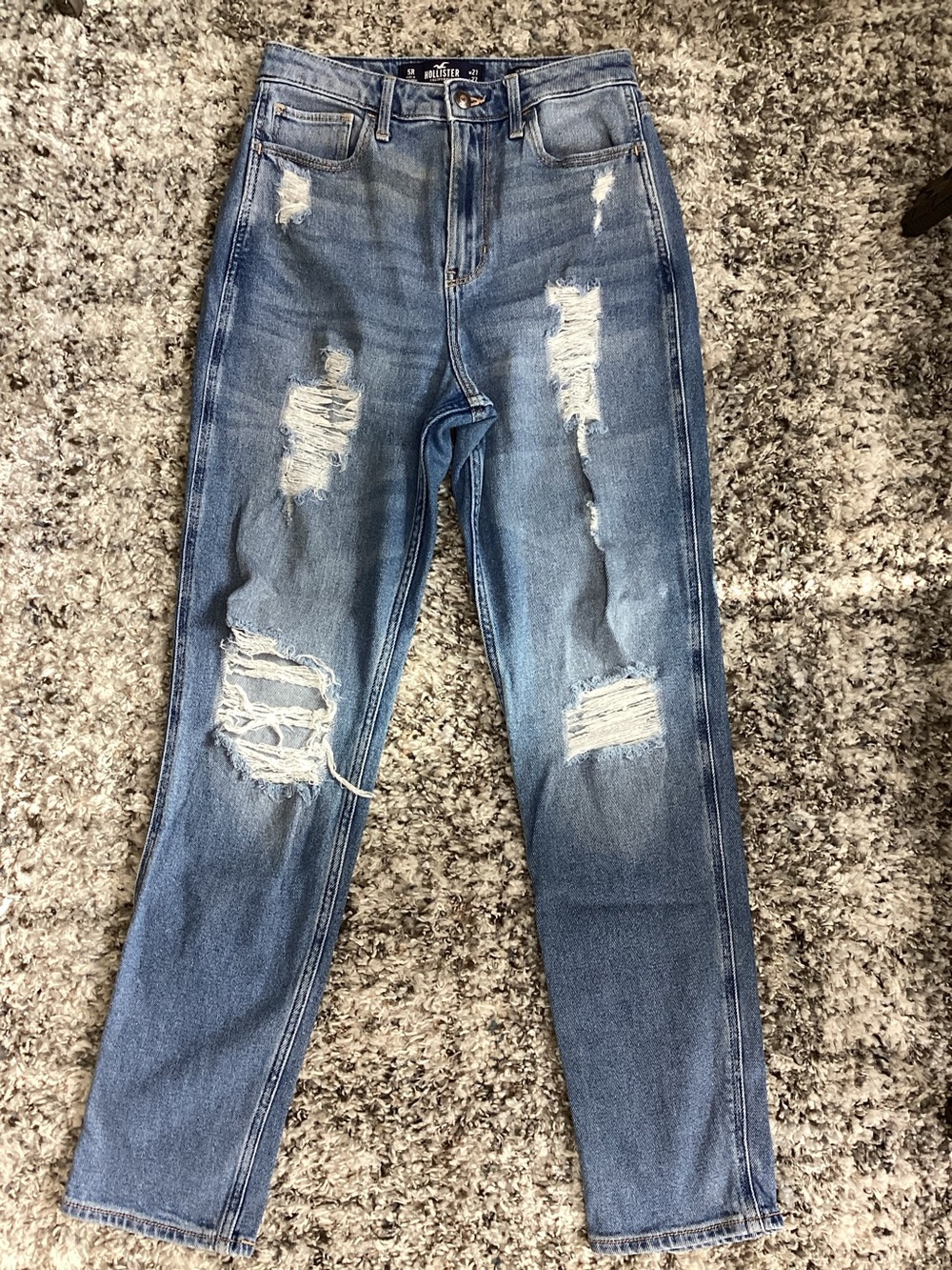 Hollister Light Blue Ultra High-Rise Mom Jeans
